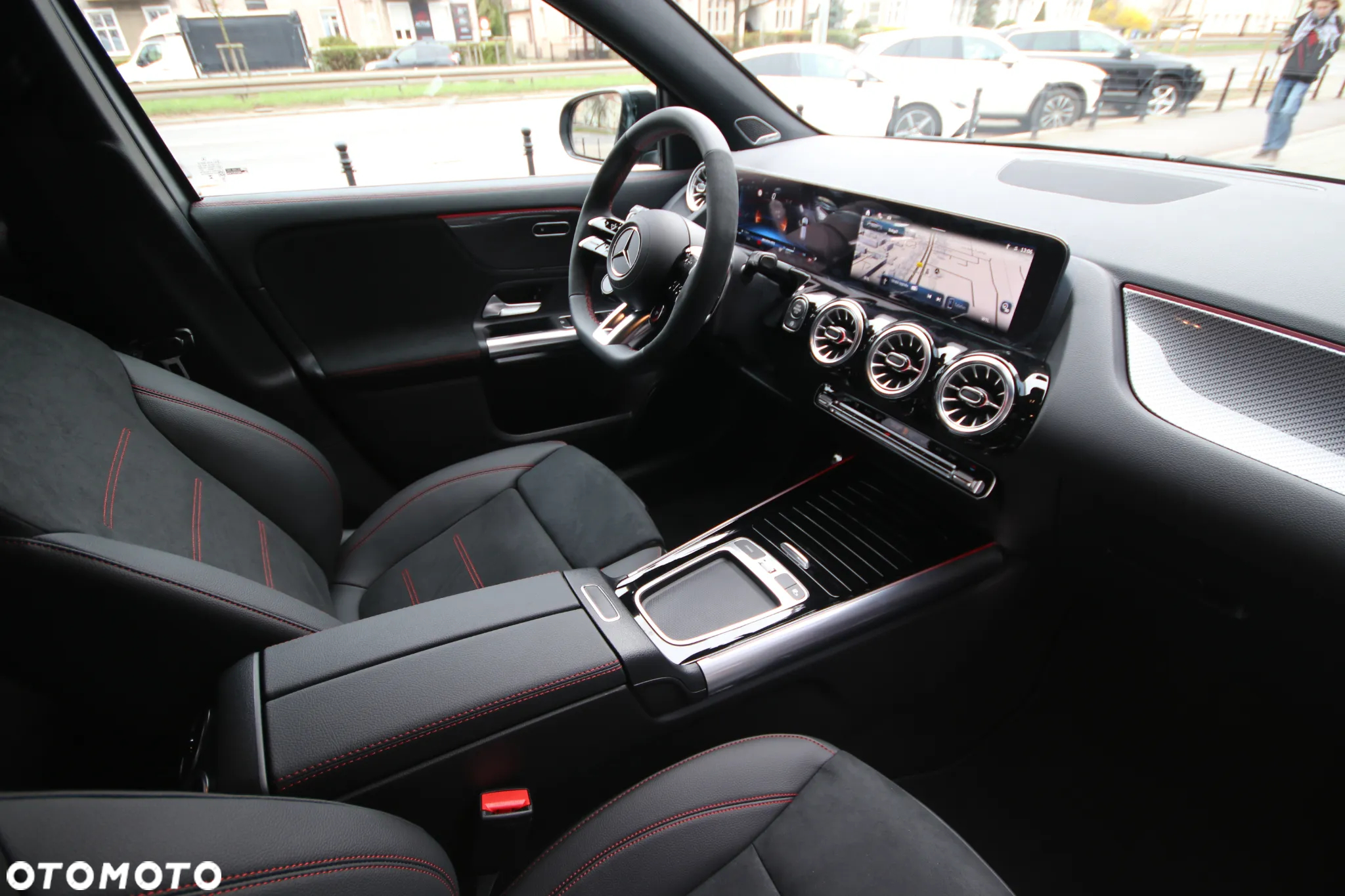 Mercedes-Benz GLA AMG 45 S 4-Matic+ - 25
