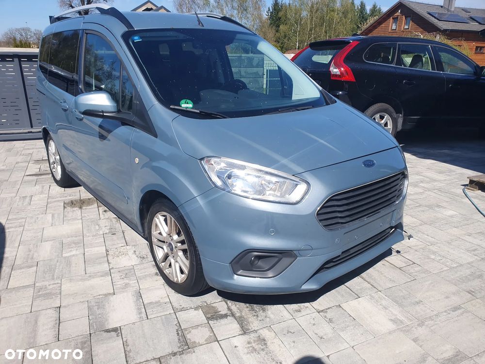 Ford Tourneo Courier 1.0 EcoBoost S&S Titanium - 1