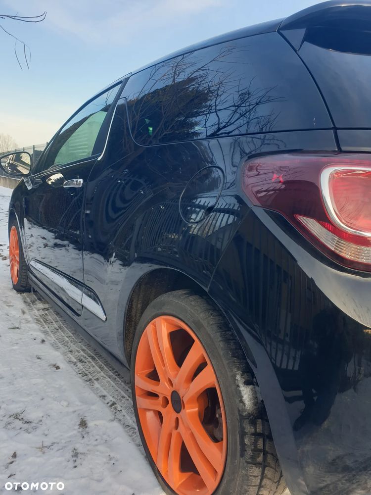 Citroën DS3 THP 155 SportChic - 4