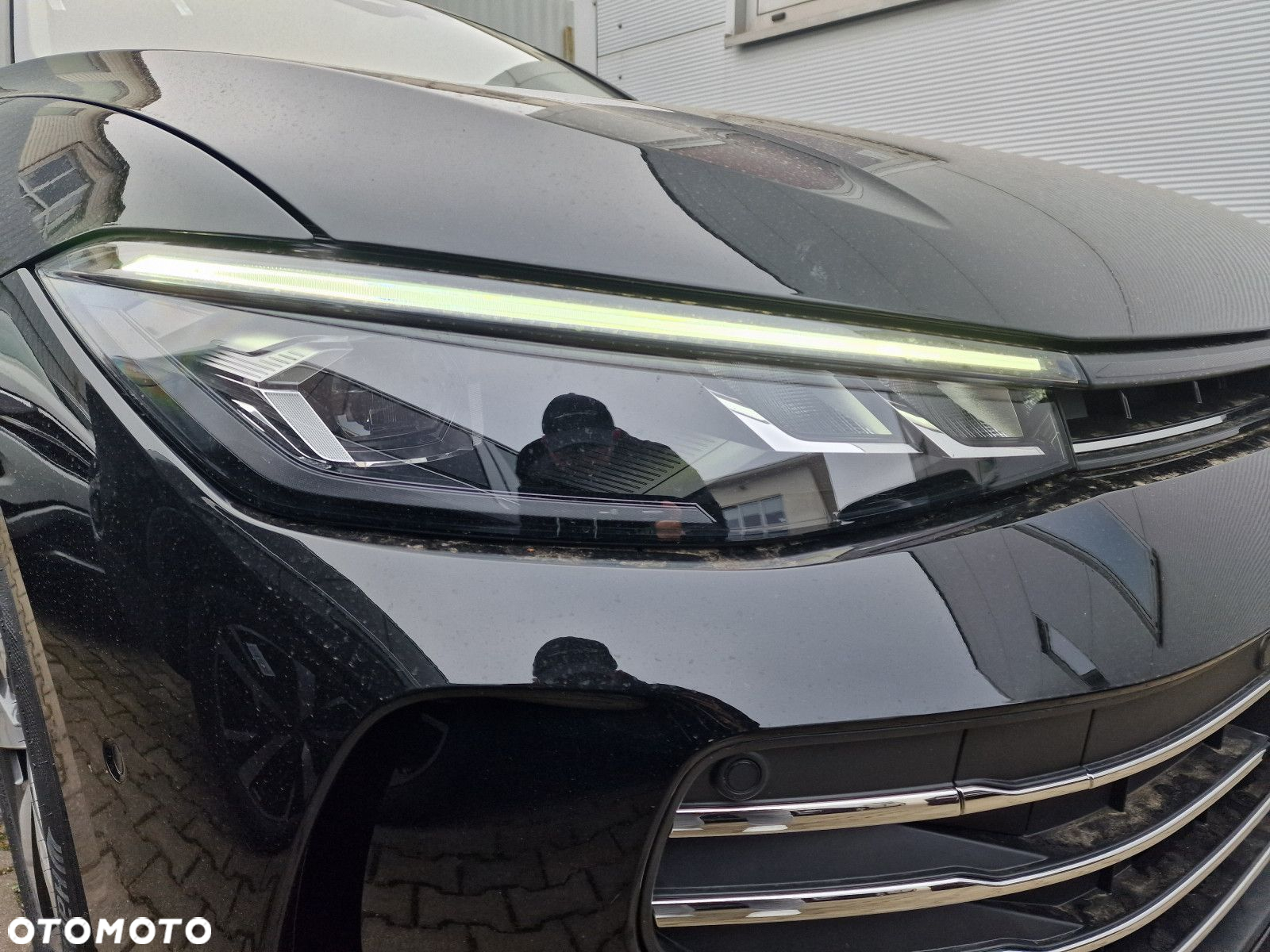 Volkswagen Passat - 4