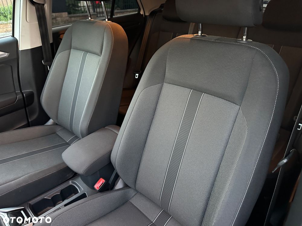 Volkswagen T-Roc 1.5 TSI Life - 24