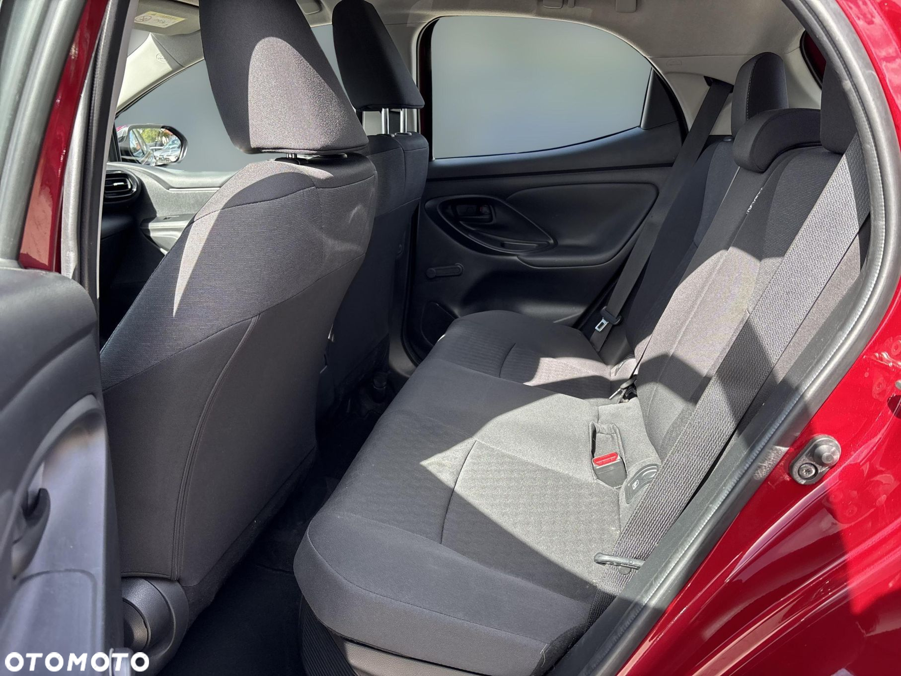 Toyota Yaris Hybrid 1.5 Comfort - 18