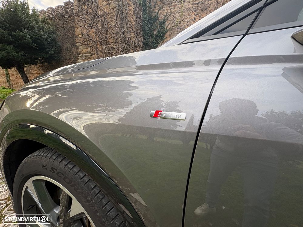 Audi Q4 e-tron 45 82 kWh SE Business Plus - 5