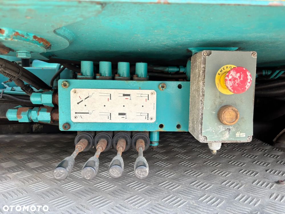 Mercedes-Benz MB AROCS 3742 8x4 EURO6 POMPA DO BETONU SERMAC 5Z42 - 18