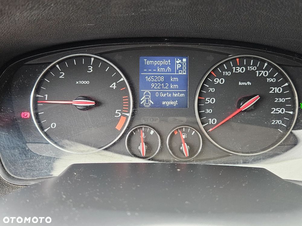 Renault Laguna dCi 175 FAP Bose Edition - 21