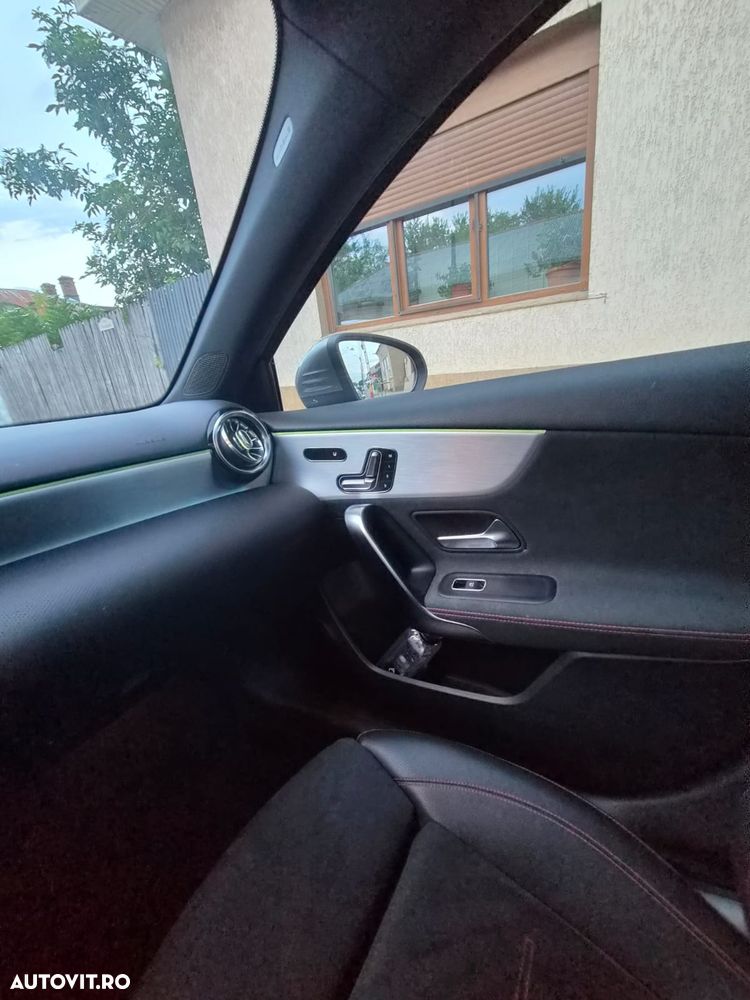 Mercedes-Benz A 180 - 21