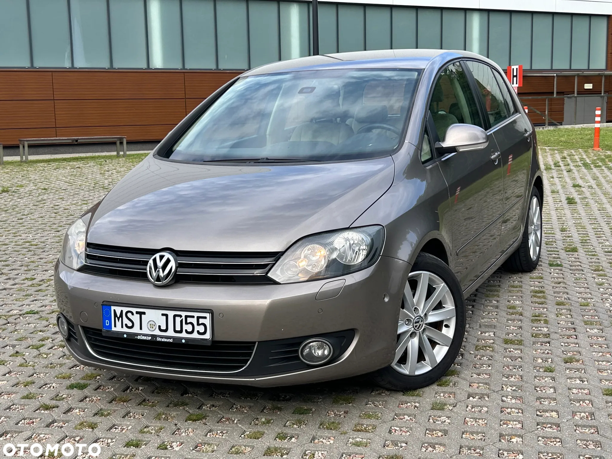 Volkswagen Golf Plus 1.4 TSI Highline DSG - 14