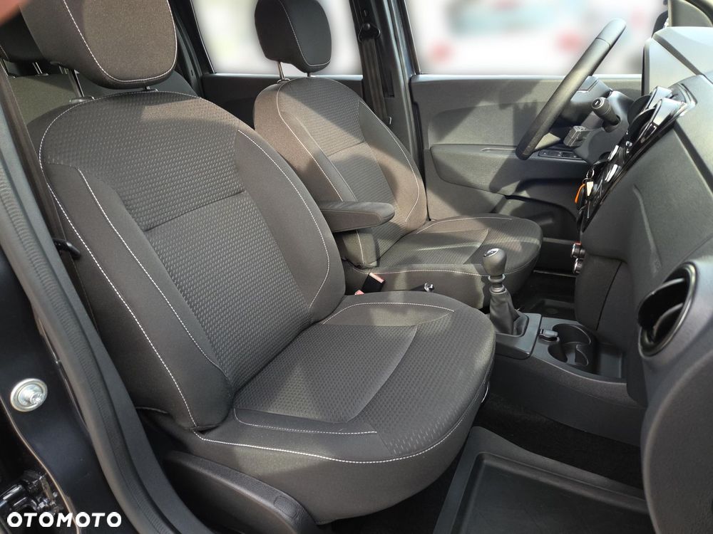 Dacia Lodgy 1.5 Blue dCi Laureate S&S - 13