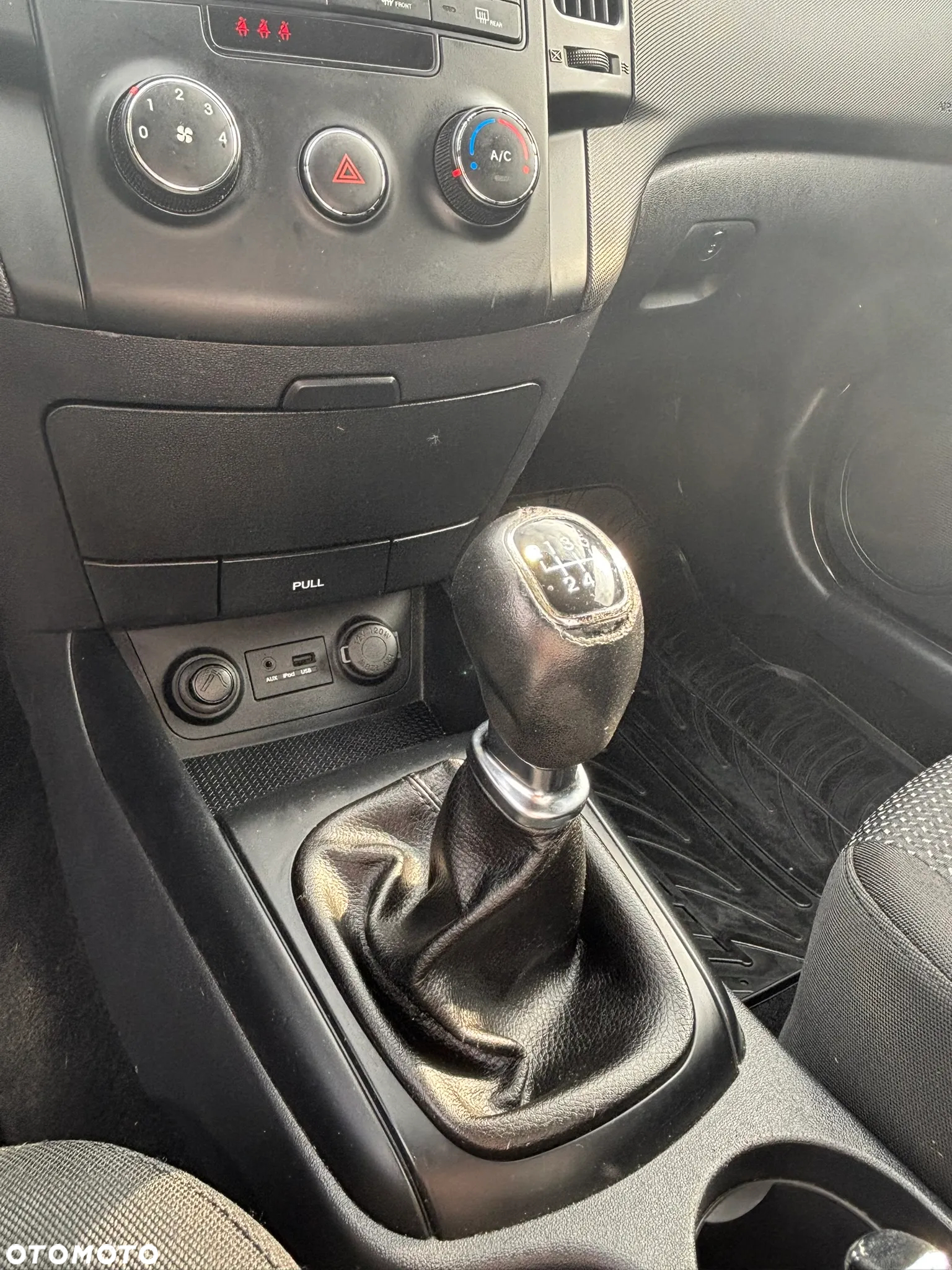 Hyundai i30 1.4 Base + - 11