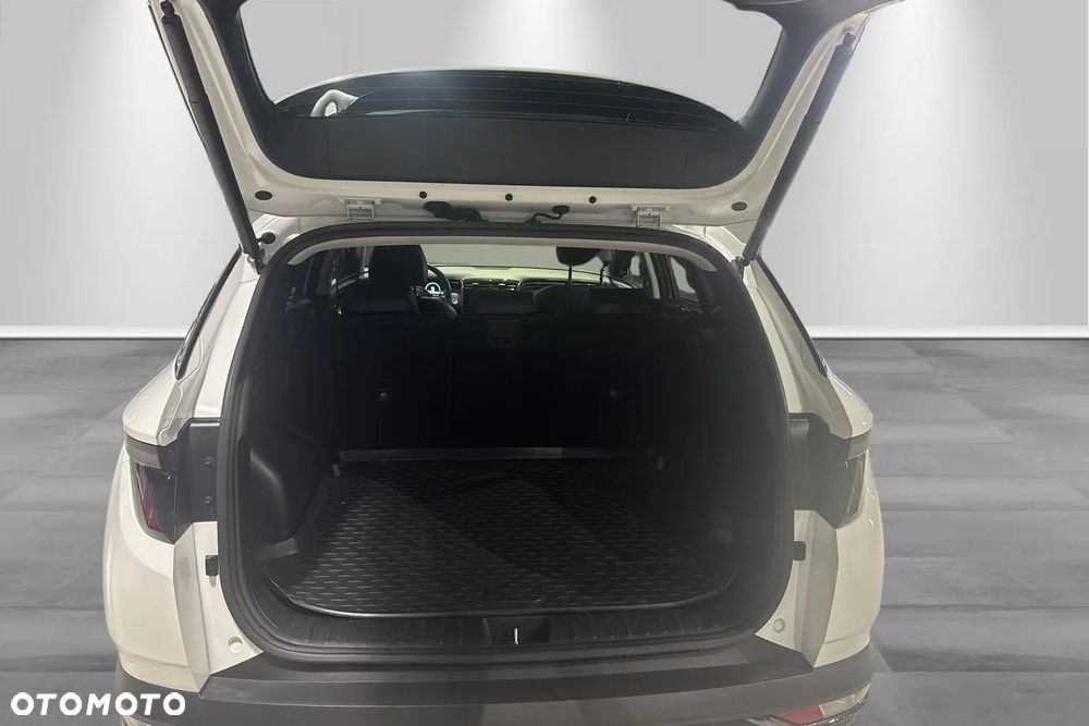 Hyundai Tucson 1.6 T-GDi 4WD - 22