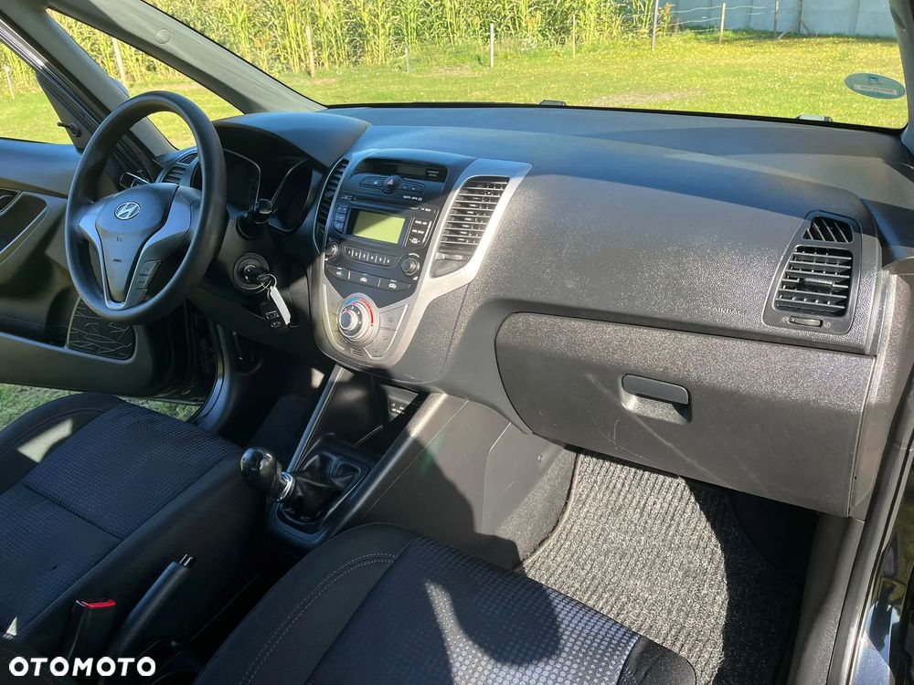 Hyundai ix20 1.4 Trend - 25