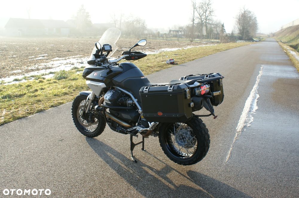 Moto Guzzi Stelvio - 9