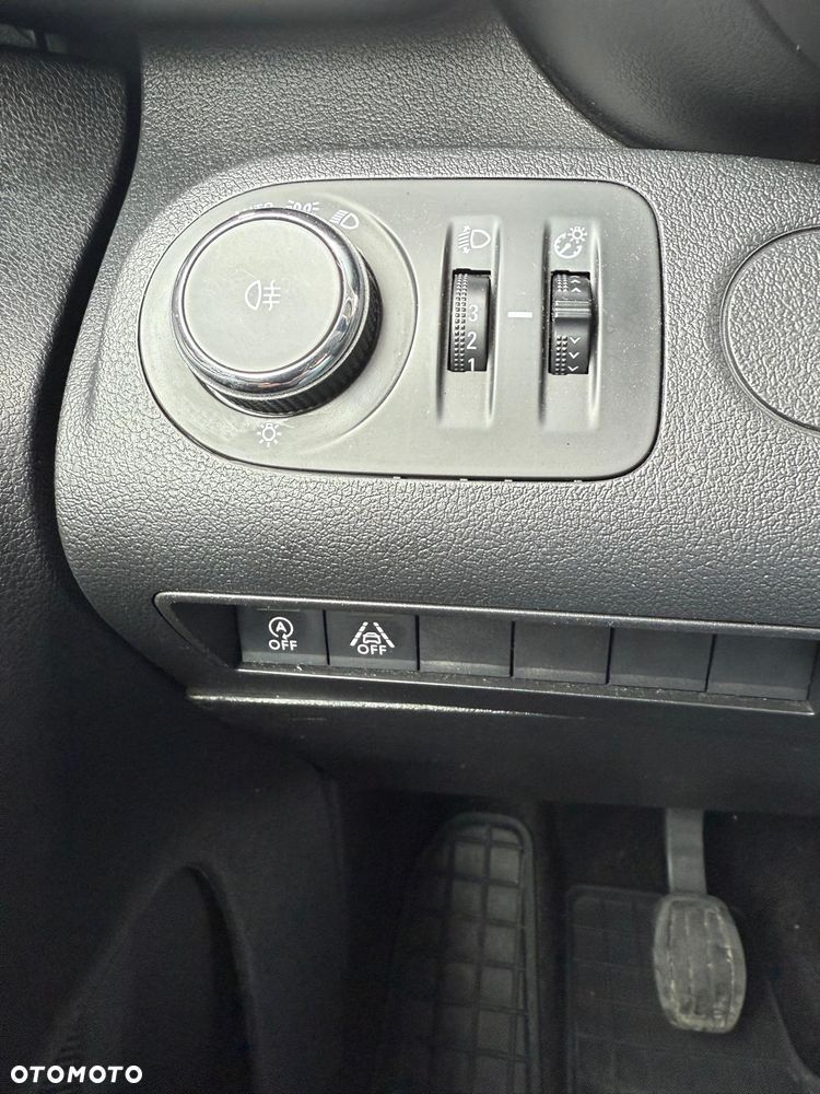 Opel Combo 1.5 CDTI Enjoy S&S - 20