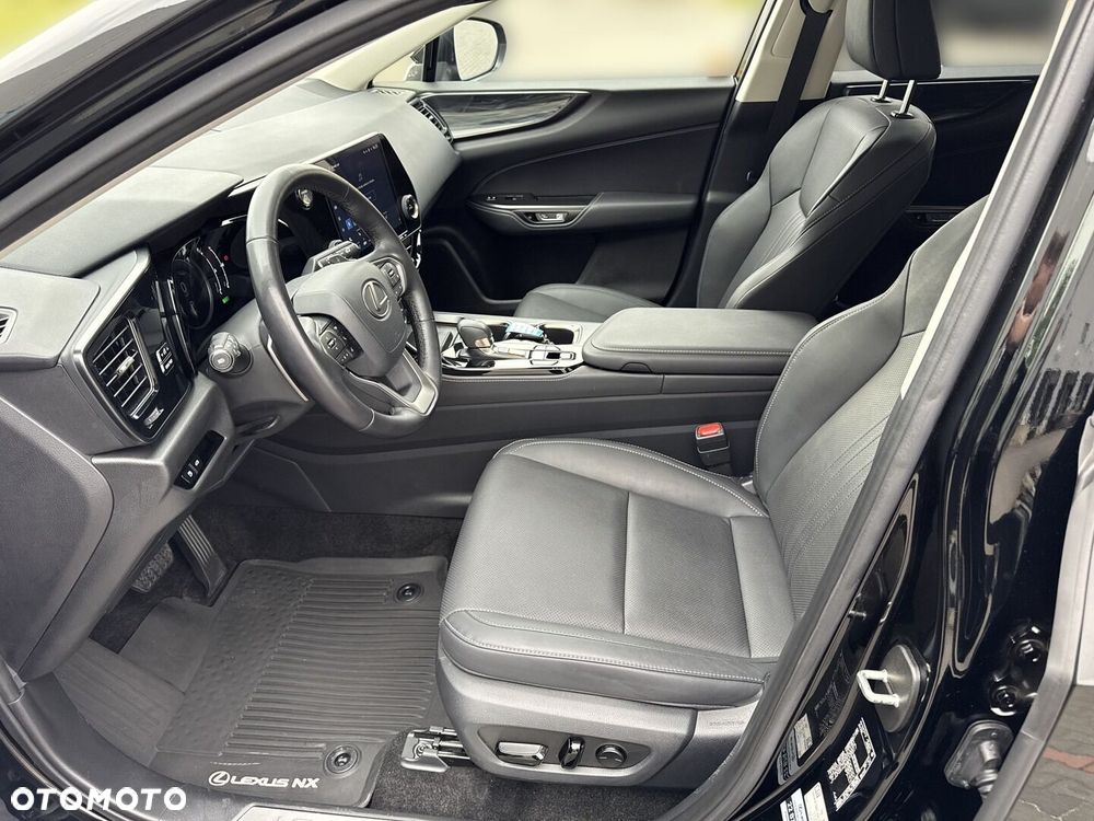 Lexus NX 350h Business AWD - 14