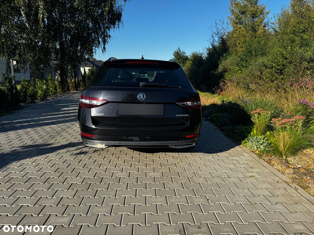 Skoda Superb 1.8 TSI Sportline DSG - 4