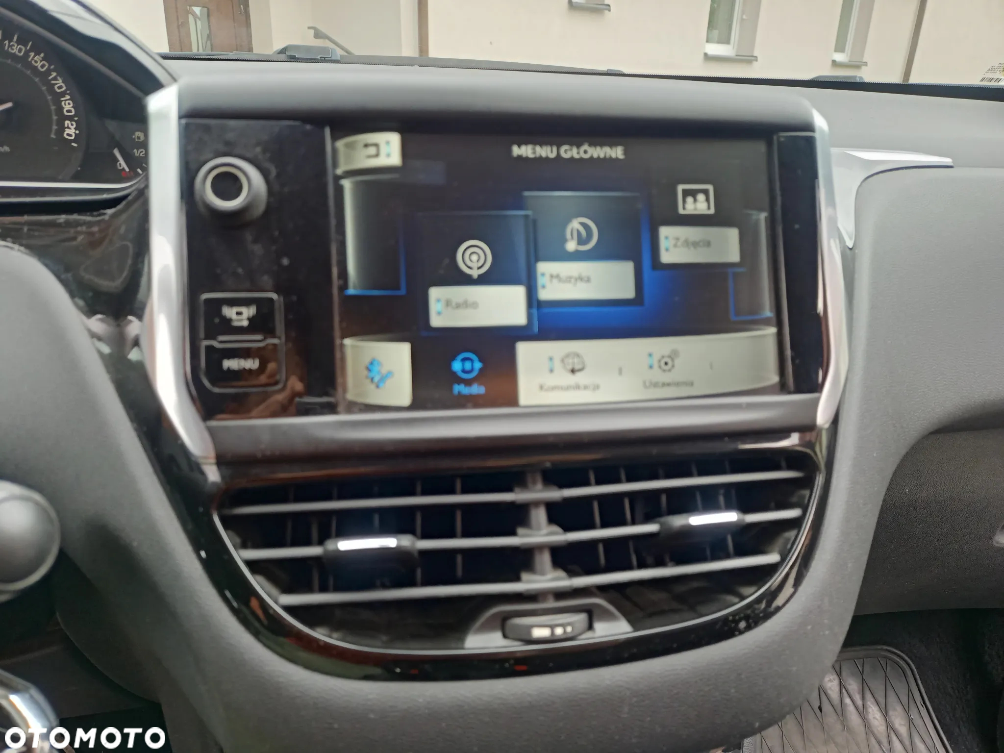 Peugeot 208 1.2 VTi Allure - 15
