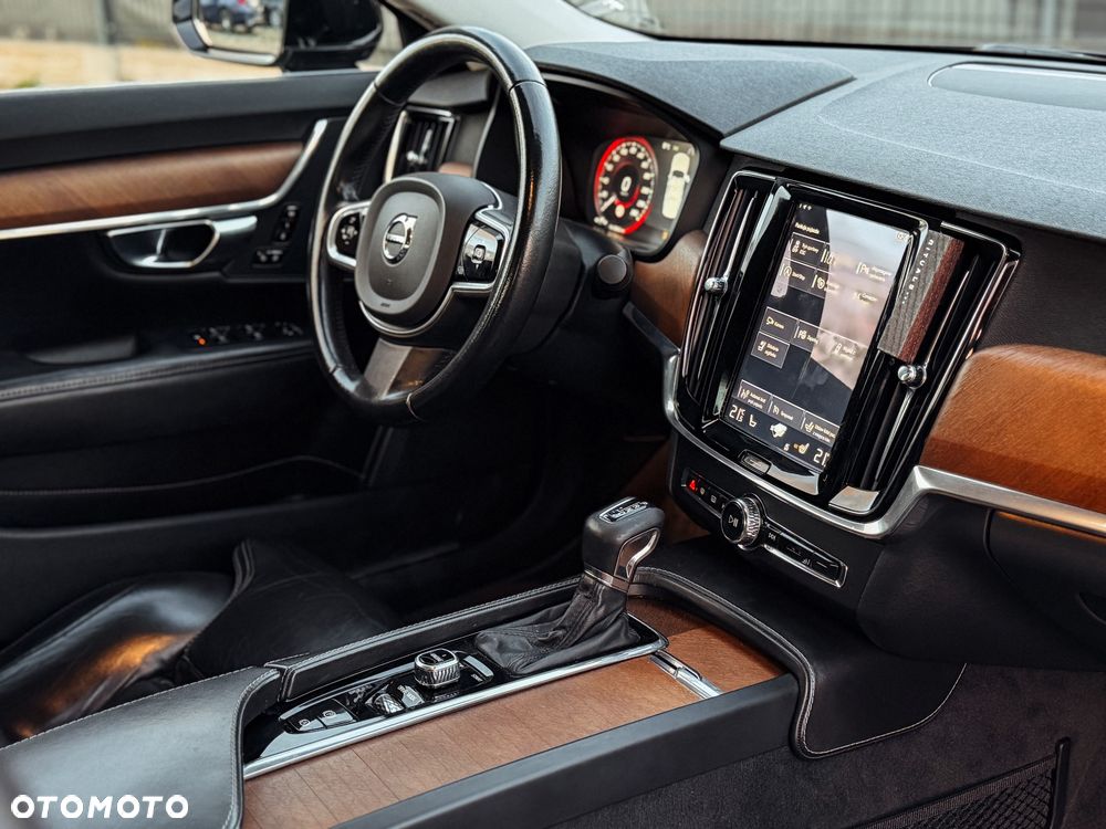 Volvo S90 D4 Inscription - 17