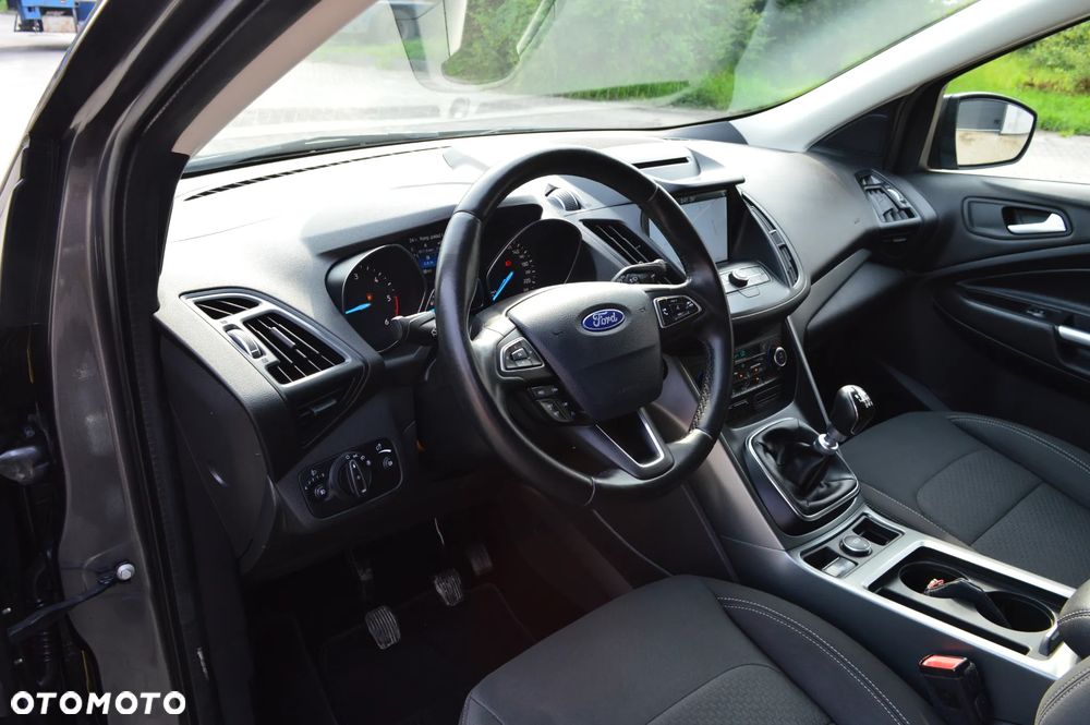 Ford Kuga 2.0 TDCi 4WD Titanium - 22