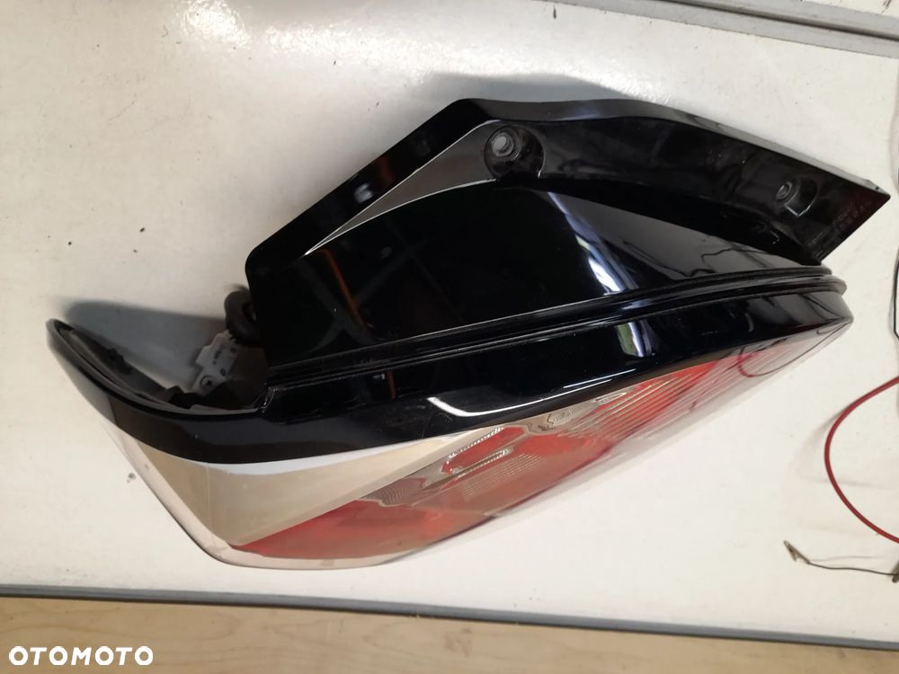 MITSUBISHI SPACE STAR II LIFT 20- LAMPA TYLNA LEWA 8330B245 - 4