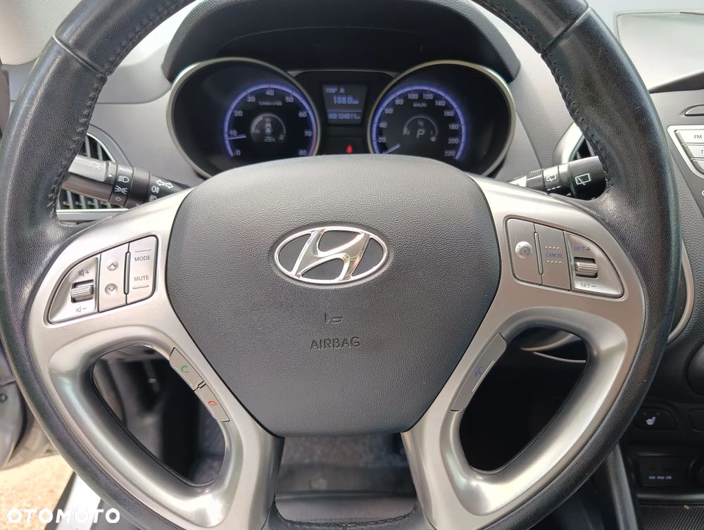 Hyundai ix35 2.0 2WD Automatik Style - 25