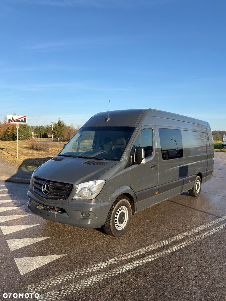 Mercedes-Benz Sprinter - 2