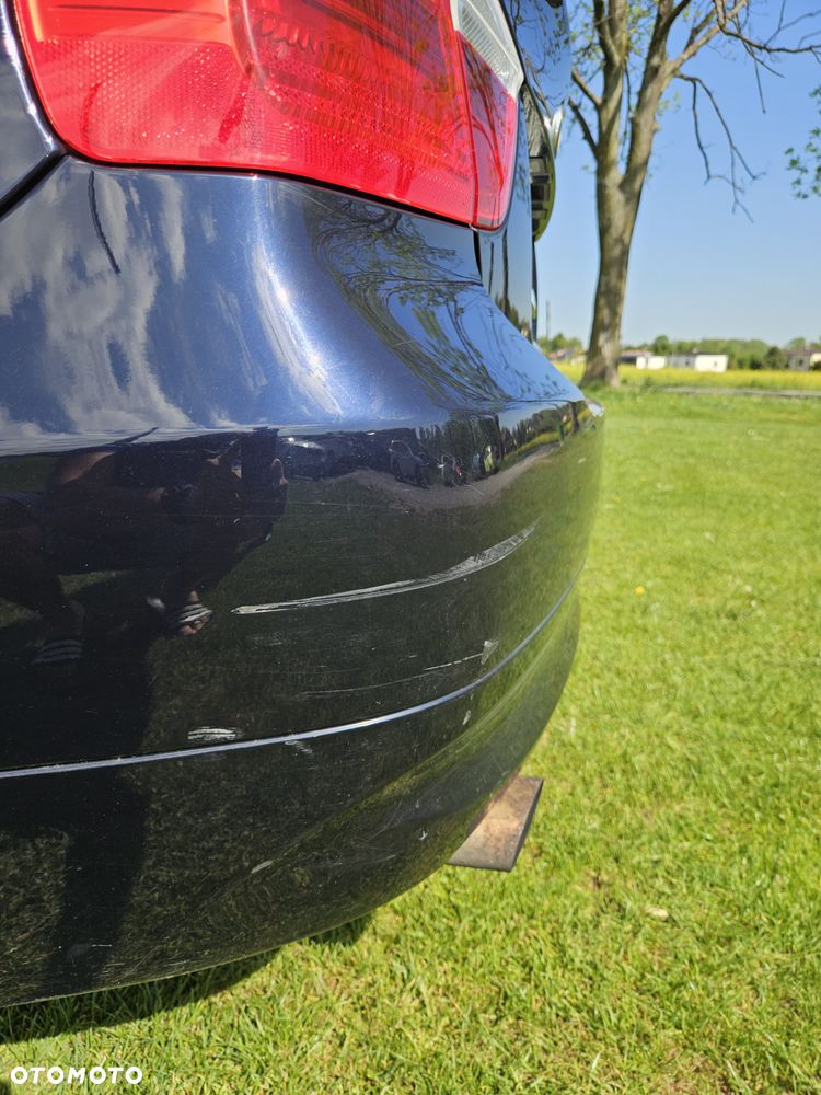 BMW Seria 3 318i - 11