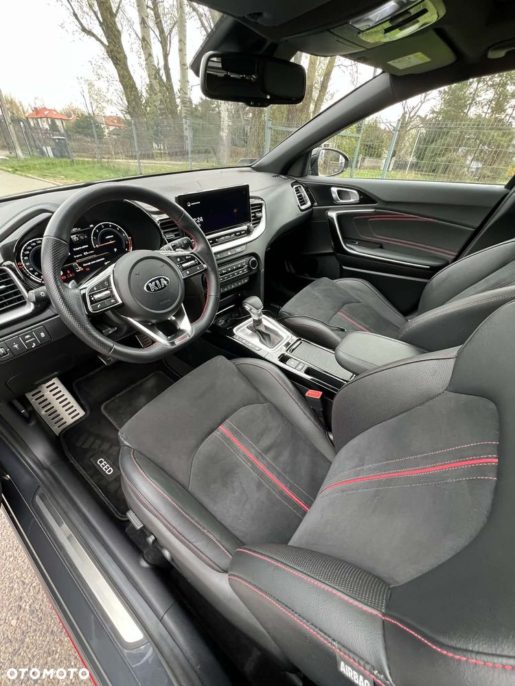 Kia Ceed - 6