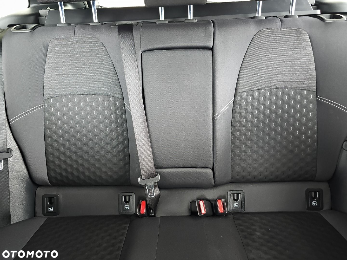 Toyota Corolla - 22