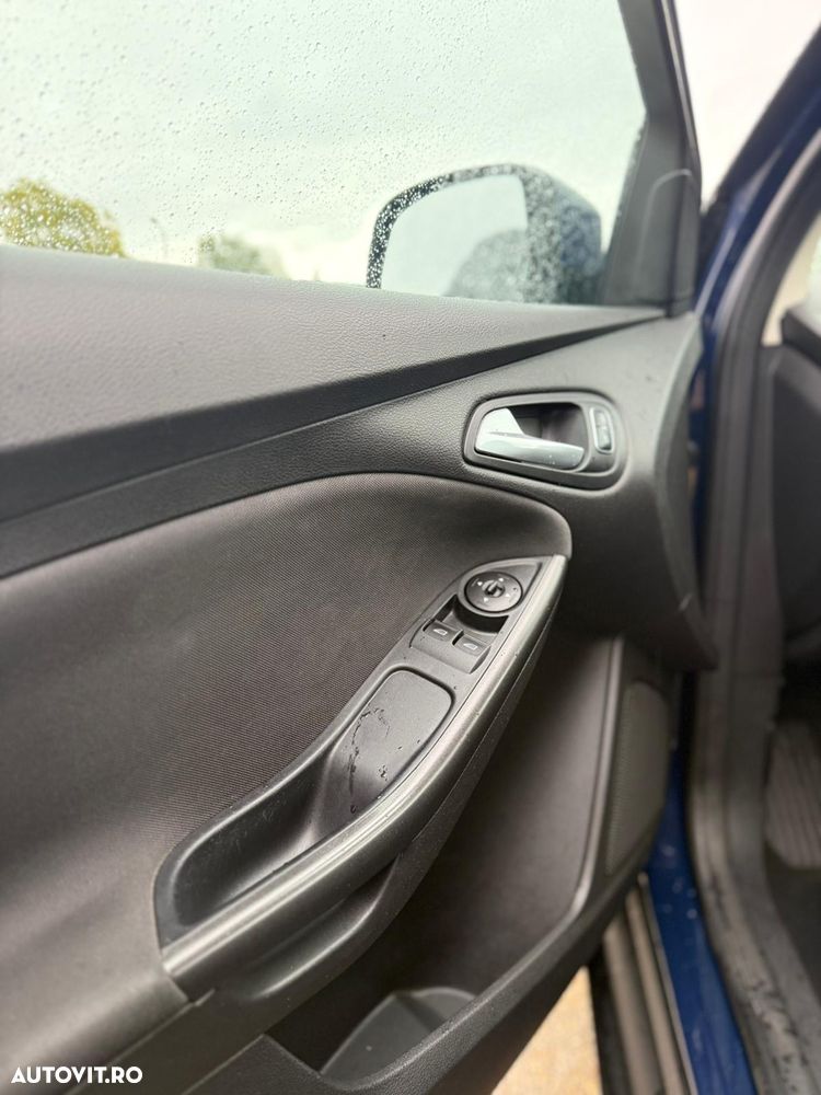 Ford Focus 1.0 EcoBoost Trend - 12