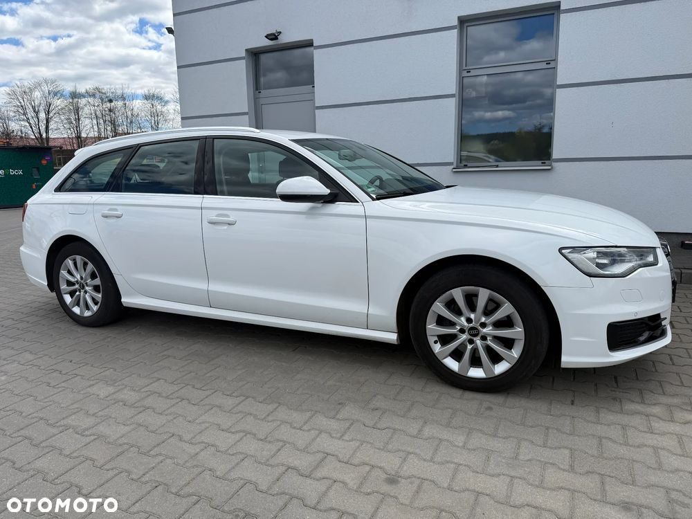 Audi A6 Avant 2.0 TDI Ultra S tronic - 25