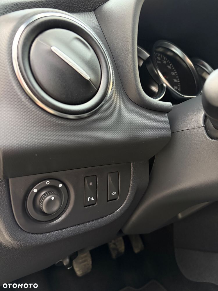 Dacia Sandero Stepway 0.9 TCe Ambiance - 28