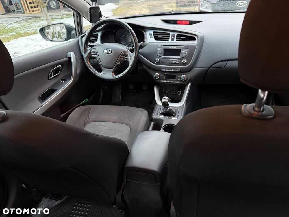 Kia Ceed 1.6 CRDi M - 5