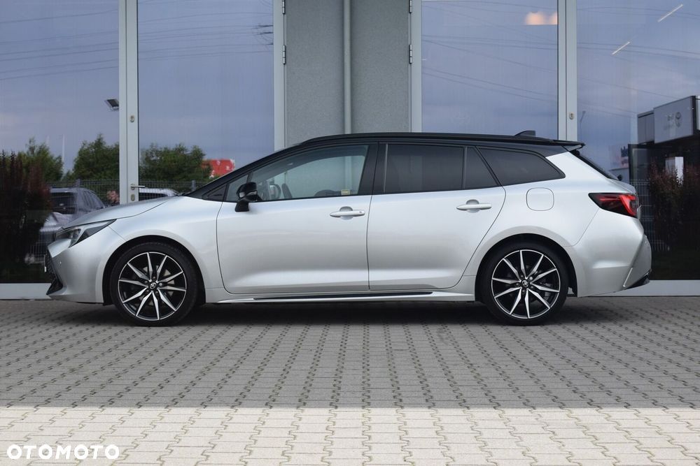 Toyota Corolla 2.0 Hybrid GR Sport Dynamic - 6