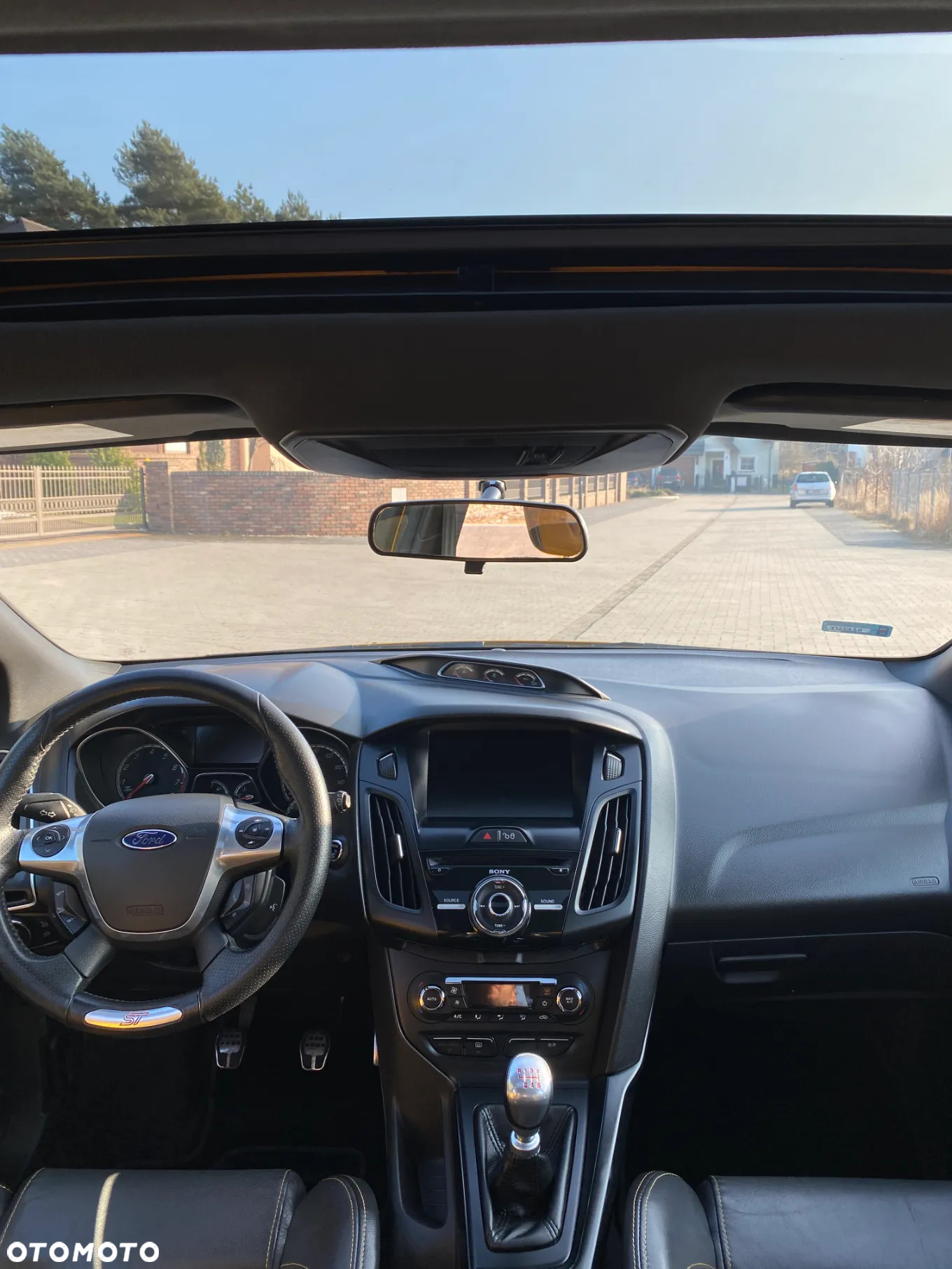 Ford Focus 2.0 EcoBoost ST - 13