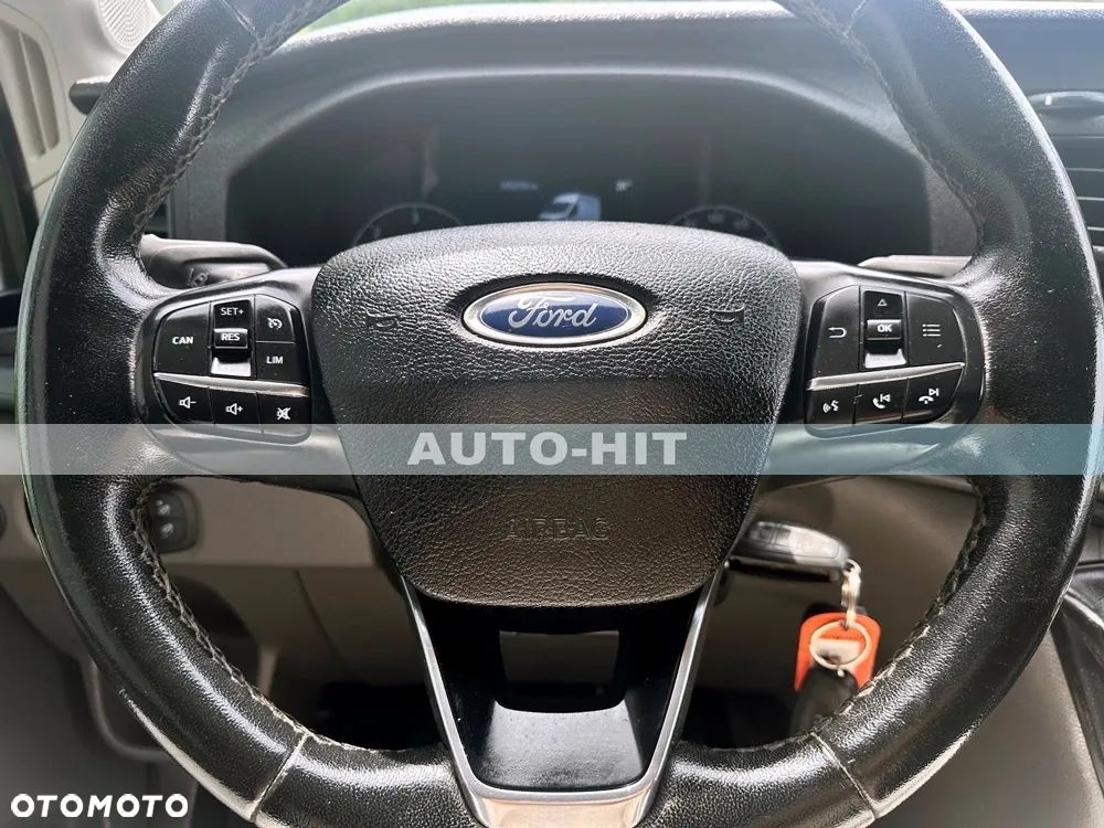 Ford Transit - 26