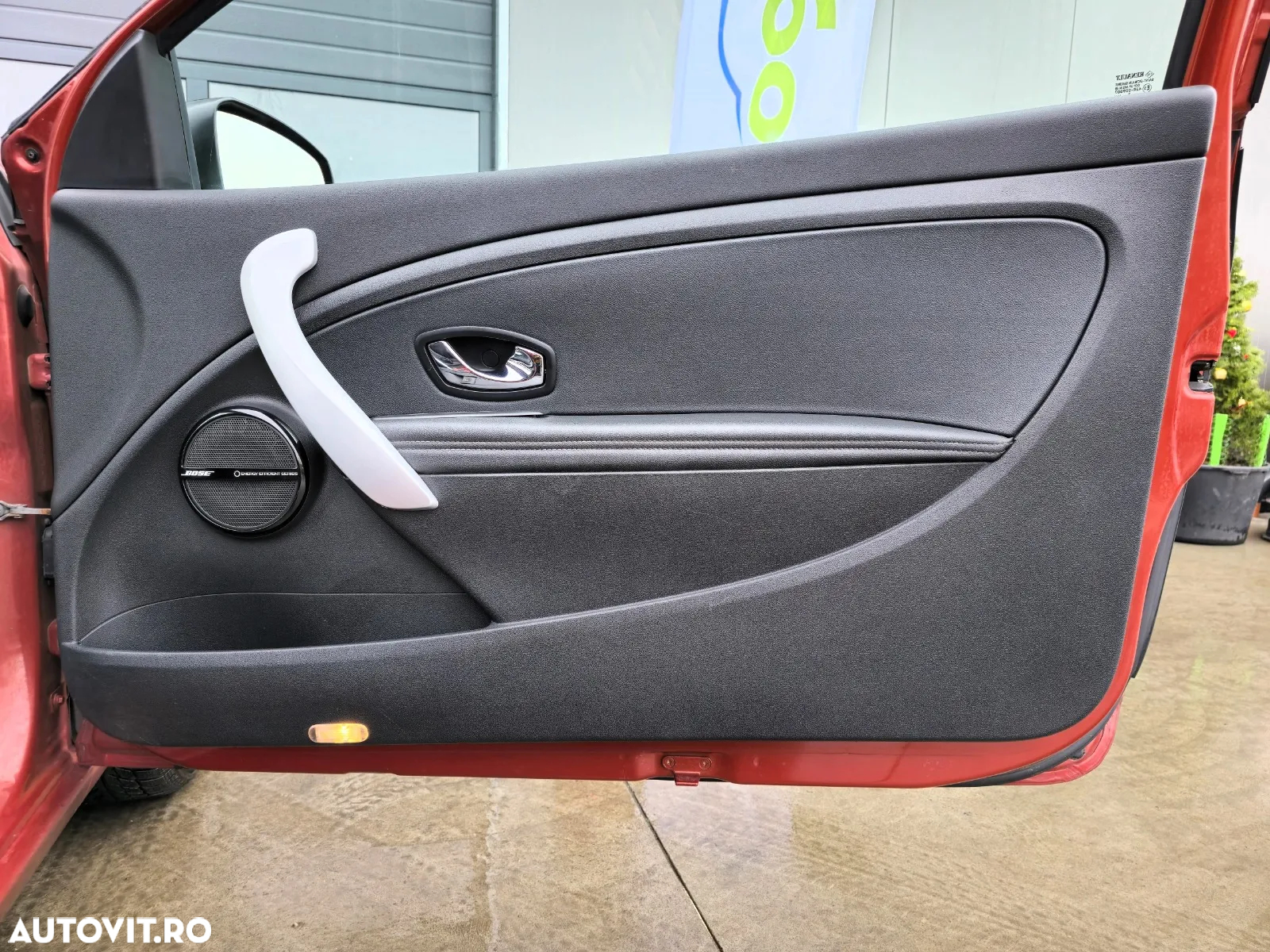 Renault Megane Coupe dCi 110 FAP EDC Bose Edition - 17