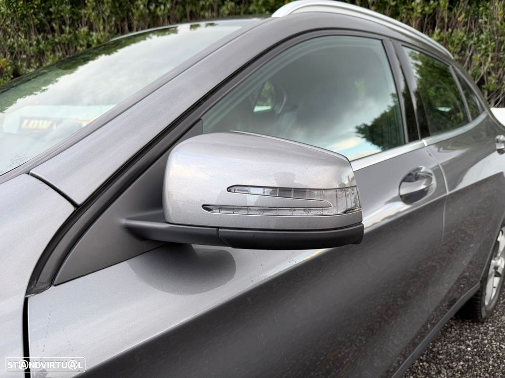 Mercedes-Benz GLA 180 CDI Urban - 36