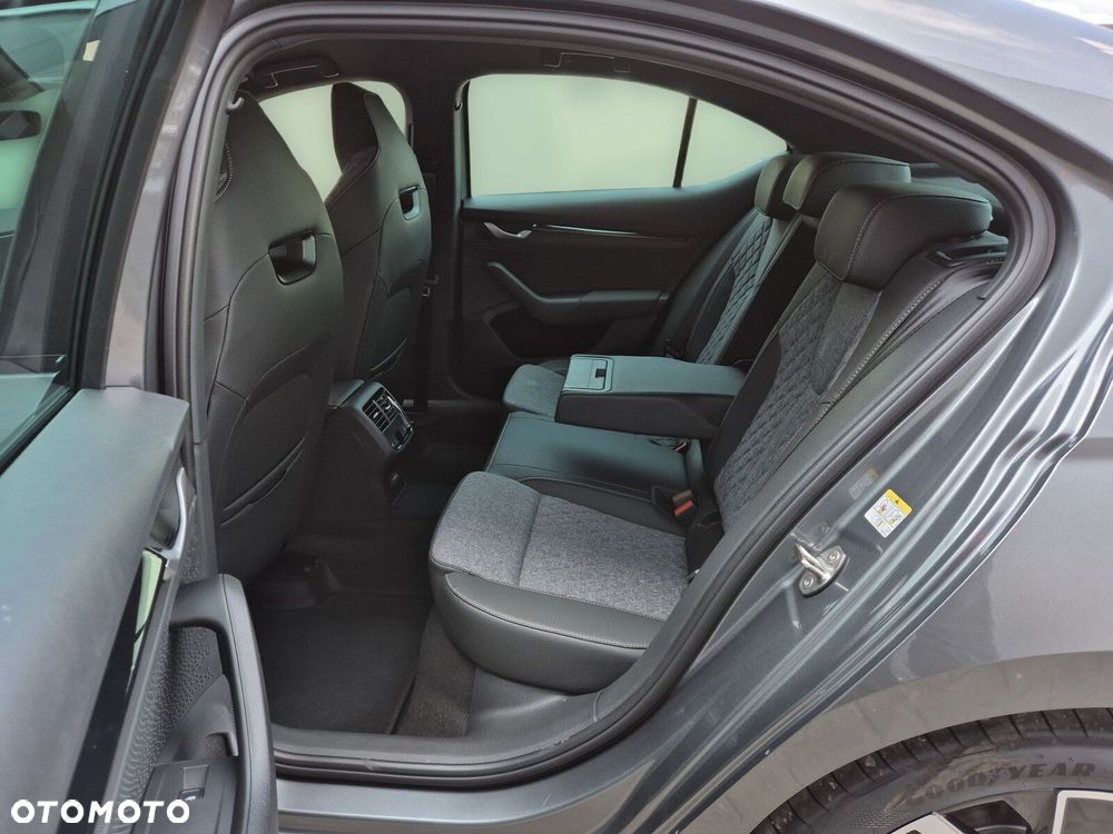 Skoda Octavia 2.0 TSI Sportline 4x4 DSG - 21