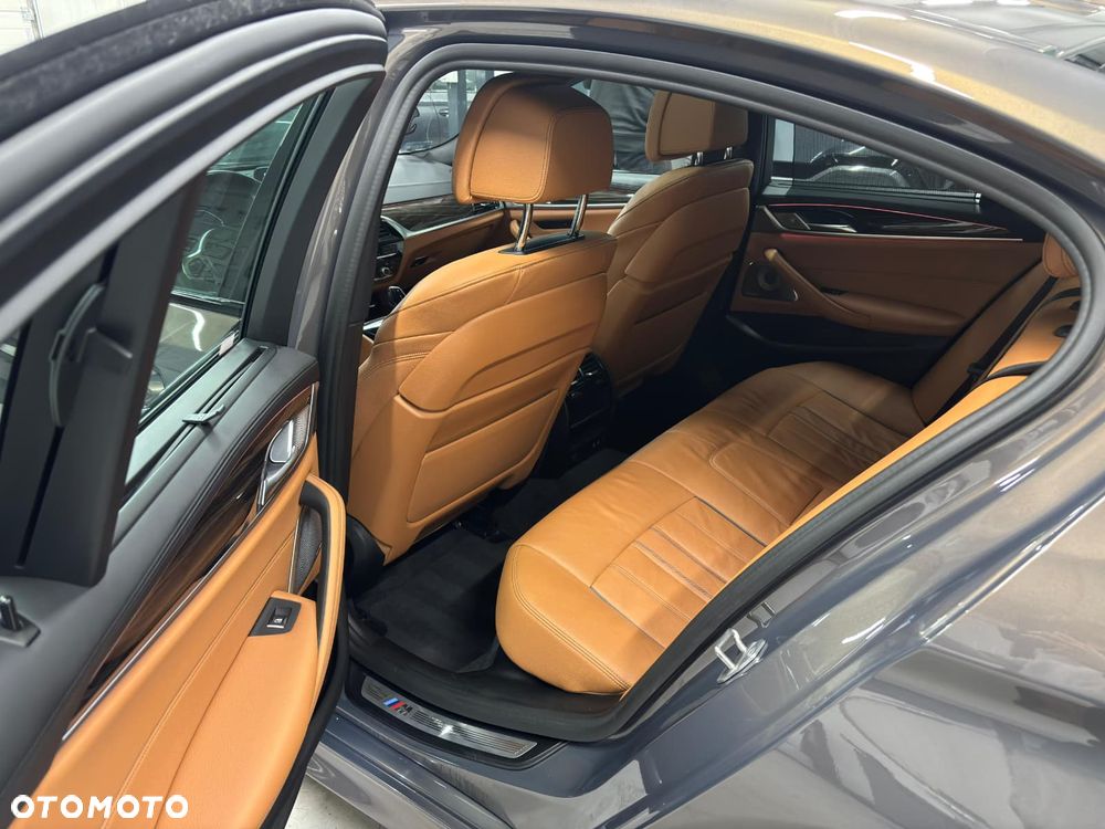 BMW Seria 5 540d xDrive - 12