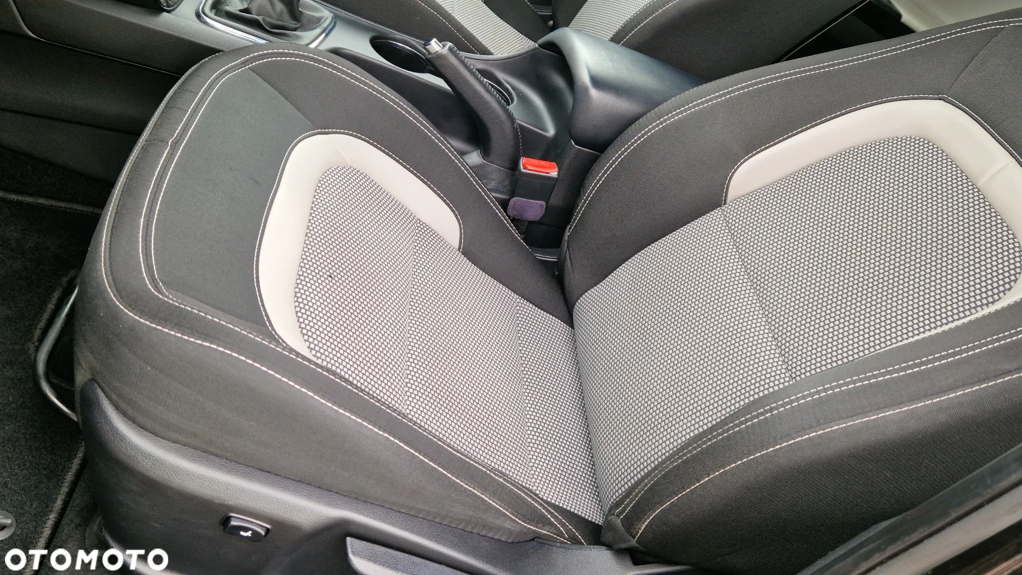 Kia Ceed Cee'd 1.6 CRDi Business Line - 25