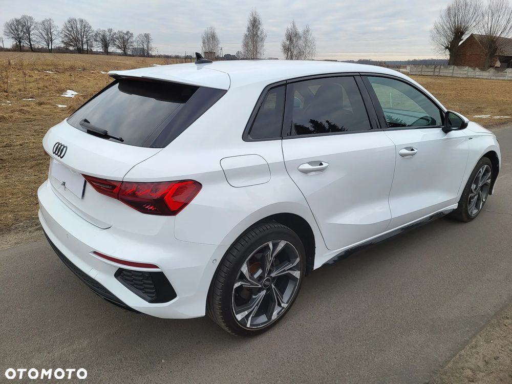 Audi A3 Sportback 2.0 TDI (clean diesel) S tronic S line Sportpaket - 11