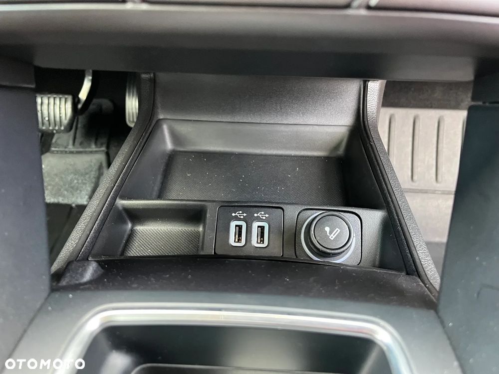 Ford Mondeo 2.0 EcoBlue Titanium - 20