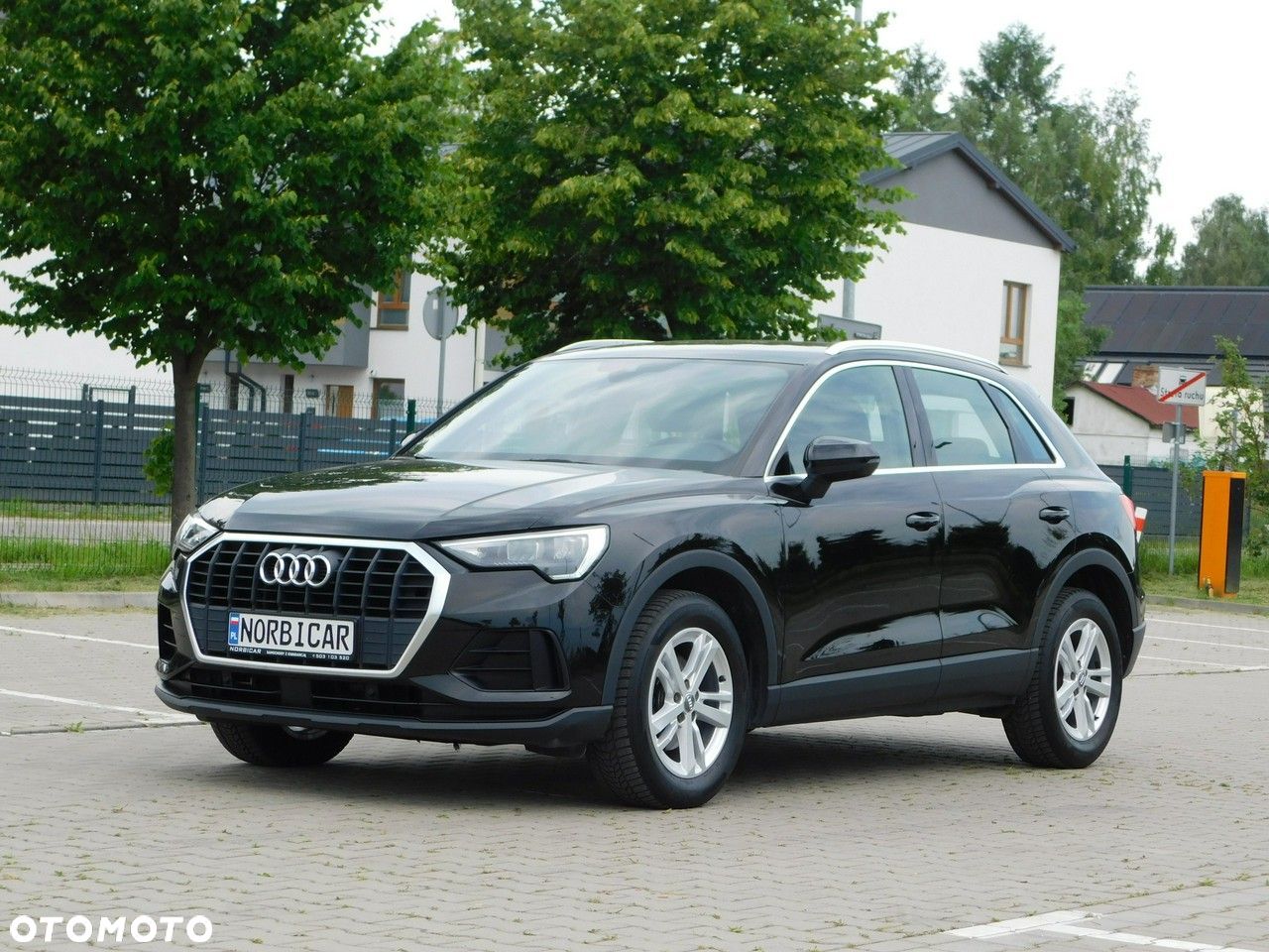 Audi Q3 - 1