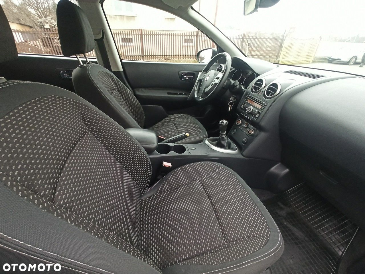 Nissan Qashqai - 12