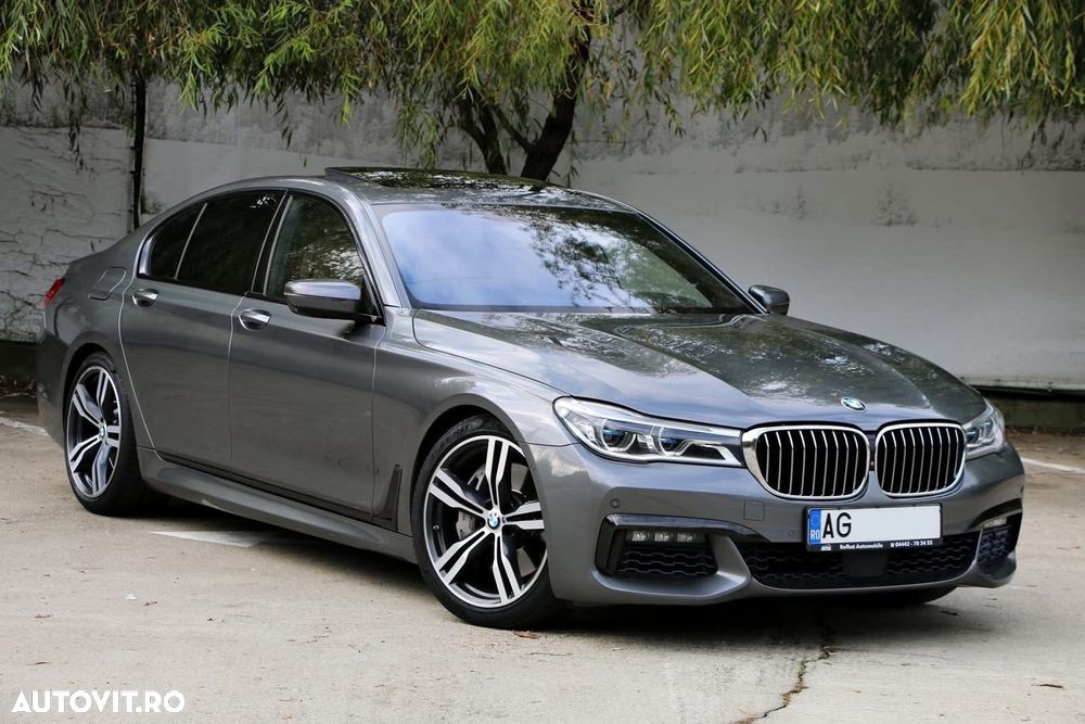 BMW Seria 7 750i xDrive Edition Exclusive - 1