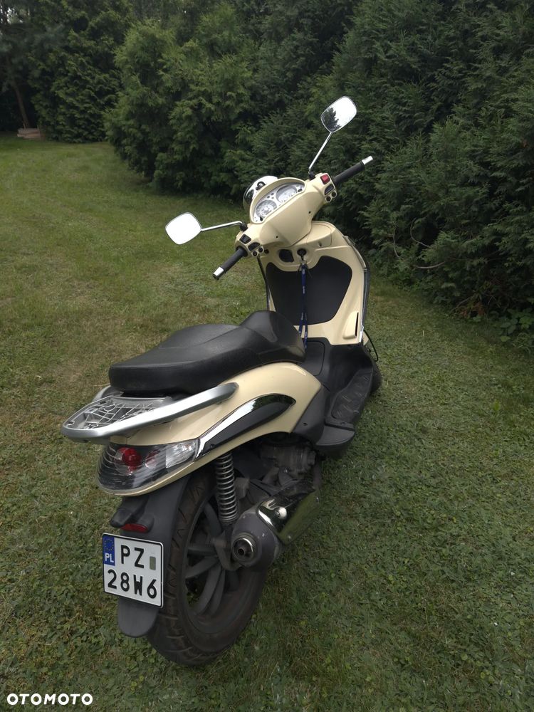 Piaggio Beverly - 7