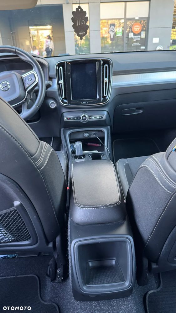 Volvo XC 40 - 12
