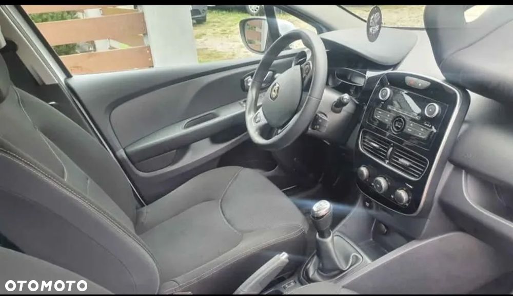 Renault Clio dCi 75 Expression - 8