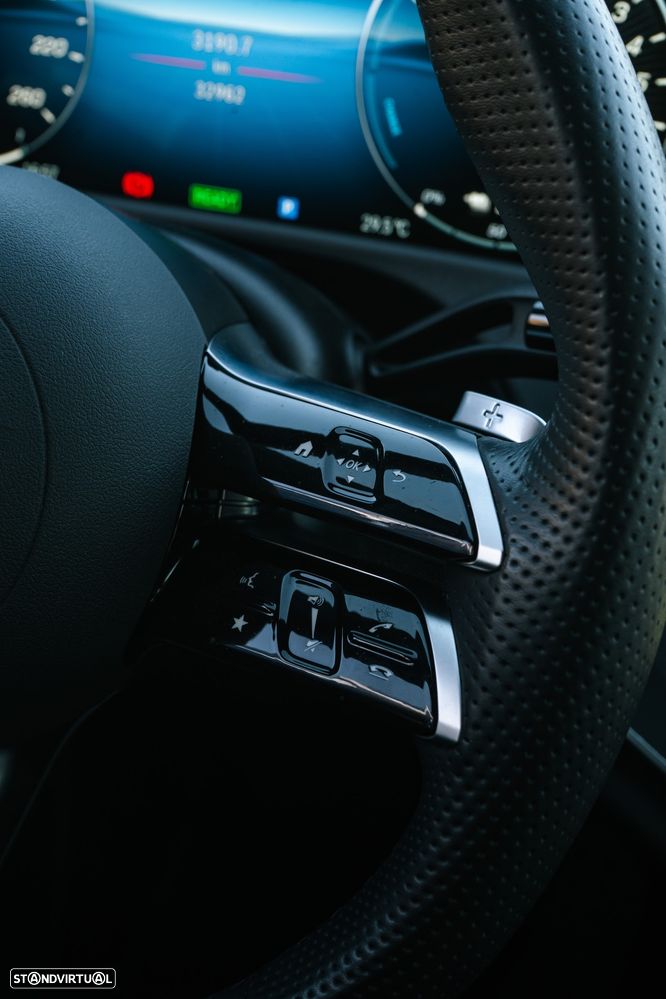 Mercedes-Benz E 300 e Station - 18
