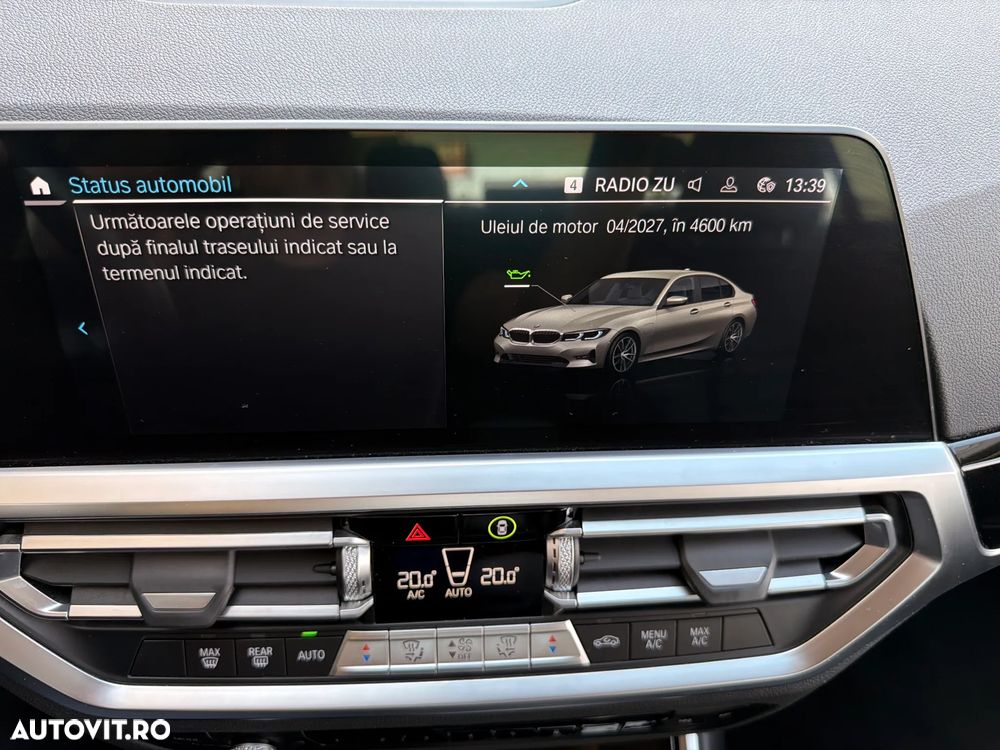 BMW Seria 3 330e Aut. Sport Line - 29